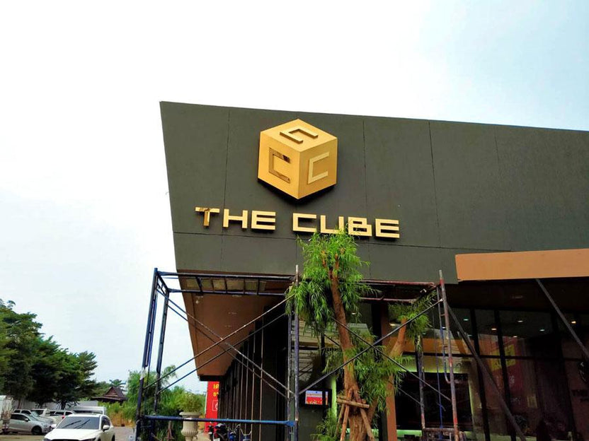 ป้ายตัวอักษรสแตนเลส Stainless Steel Letter Signage หรูหรา แข็งแรง ทนทาน เหมาะสำหรับป้ายบริษัท อาคาร และงานตกแต่ง