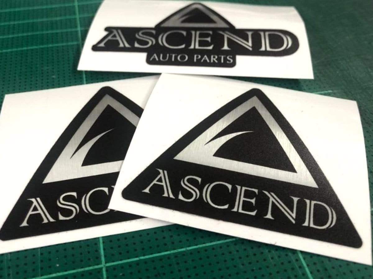 พิมพ์สกรีนยูวี รับสกรีนโลโก้ Print UV Inkjet งานพิมพ์คมชัด ทนทาน เหมาะสำหรับวัสดุหลากหลาย เช่น ไม้ โลหะ และอะคริลิค