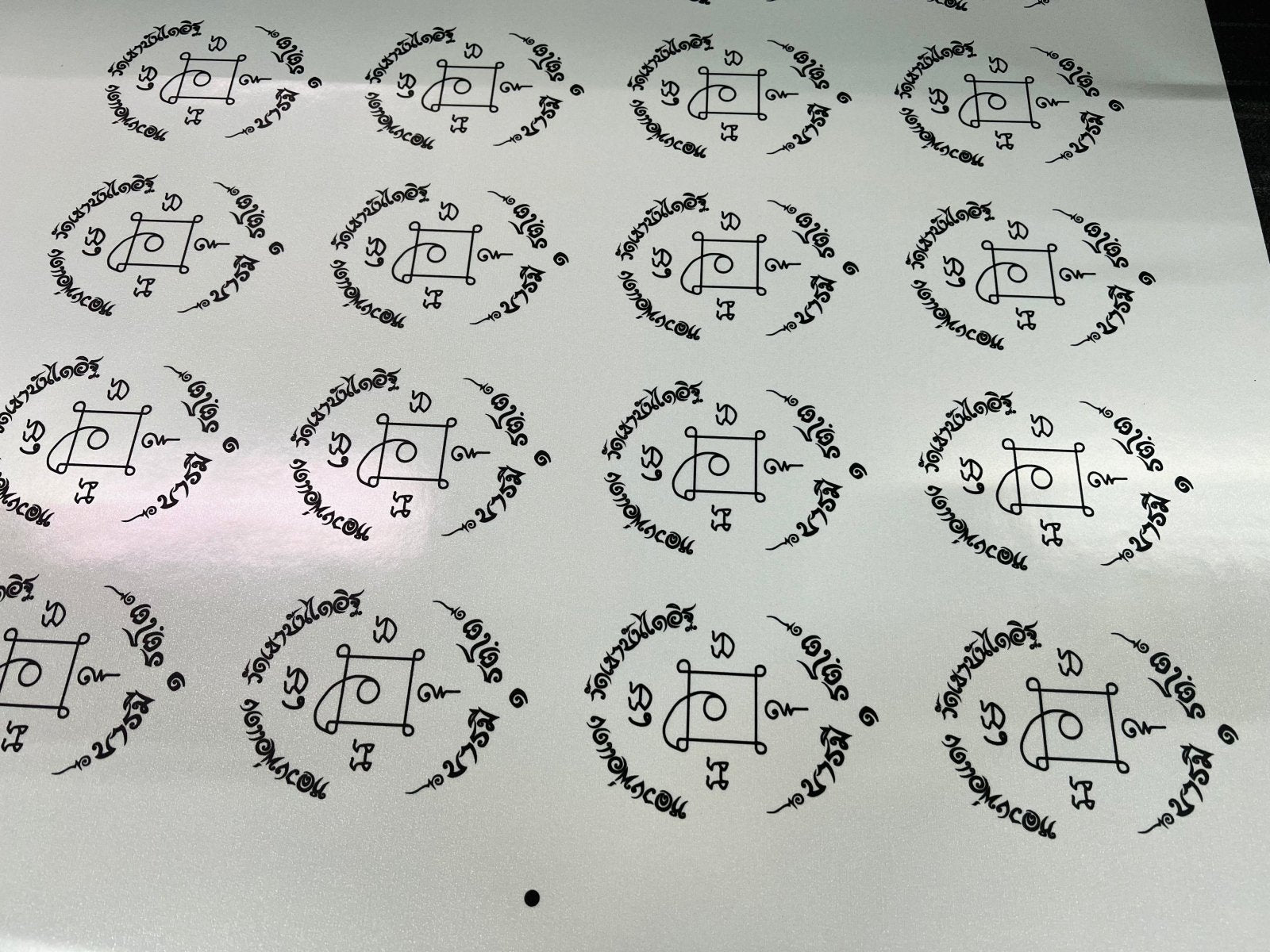 สติ๊กเกอร์ยันต์ ปริ้นอิงคืเจ็ทได้หลากหลายวัสดุ สติ๊กเกอร์รูปพระต่าง ๆ เลือกขนาดเองได้ตามสั่ง