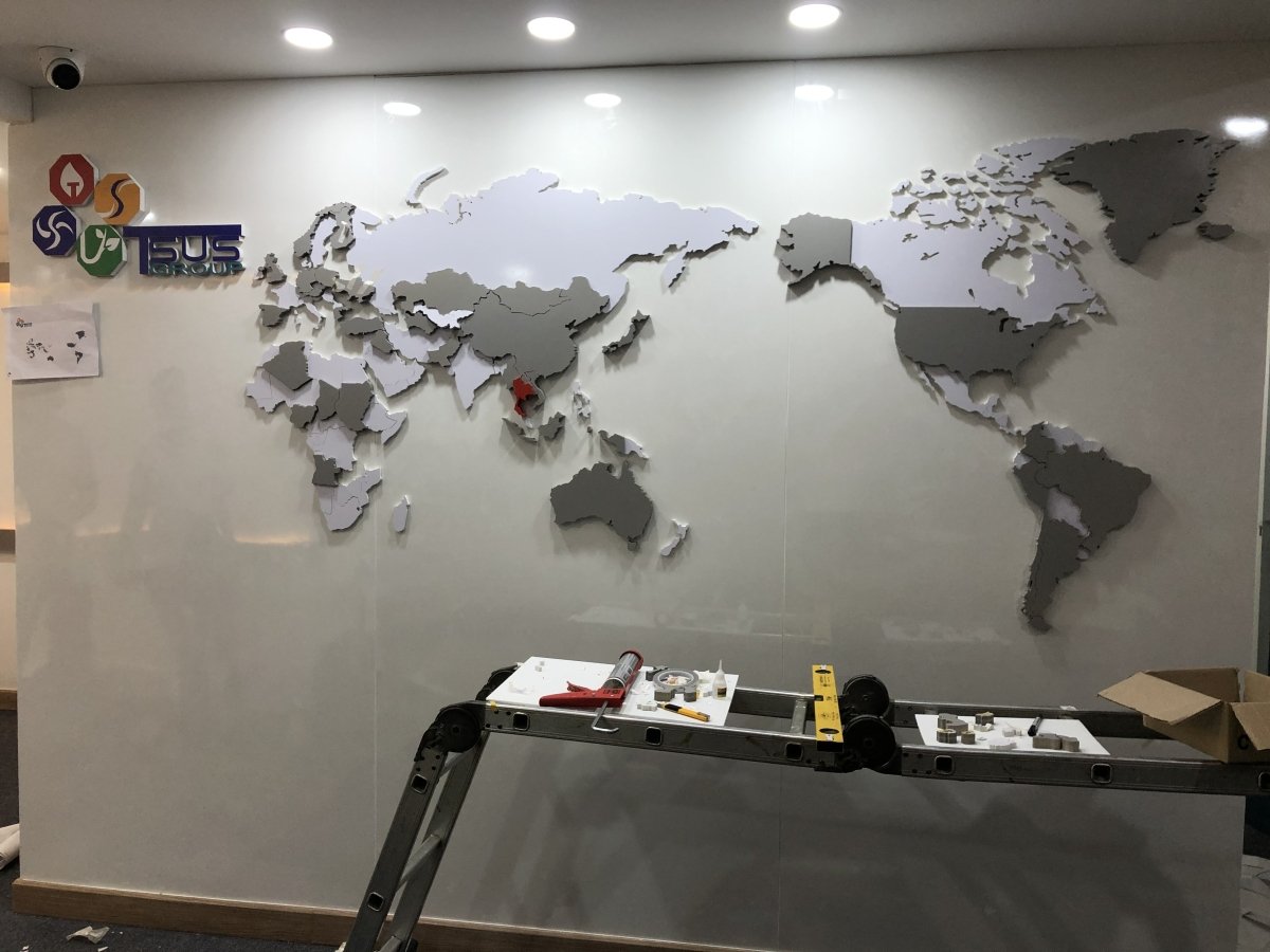 ป้ายแผนที่โลก World Map Board พิมพ์คมชัด รายละเอียดครบ ใช้สำหรับการศึกษา ตกแต่งสำนักงาน โรงเรียน และงานแสดงข้อมูล